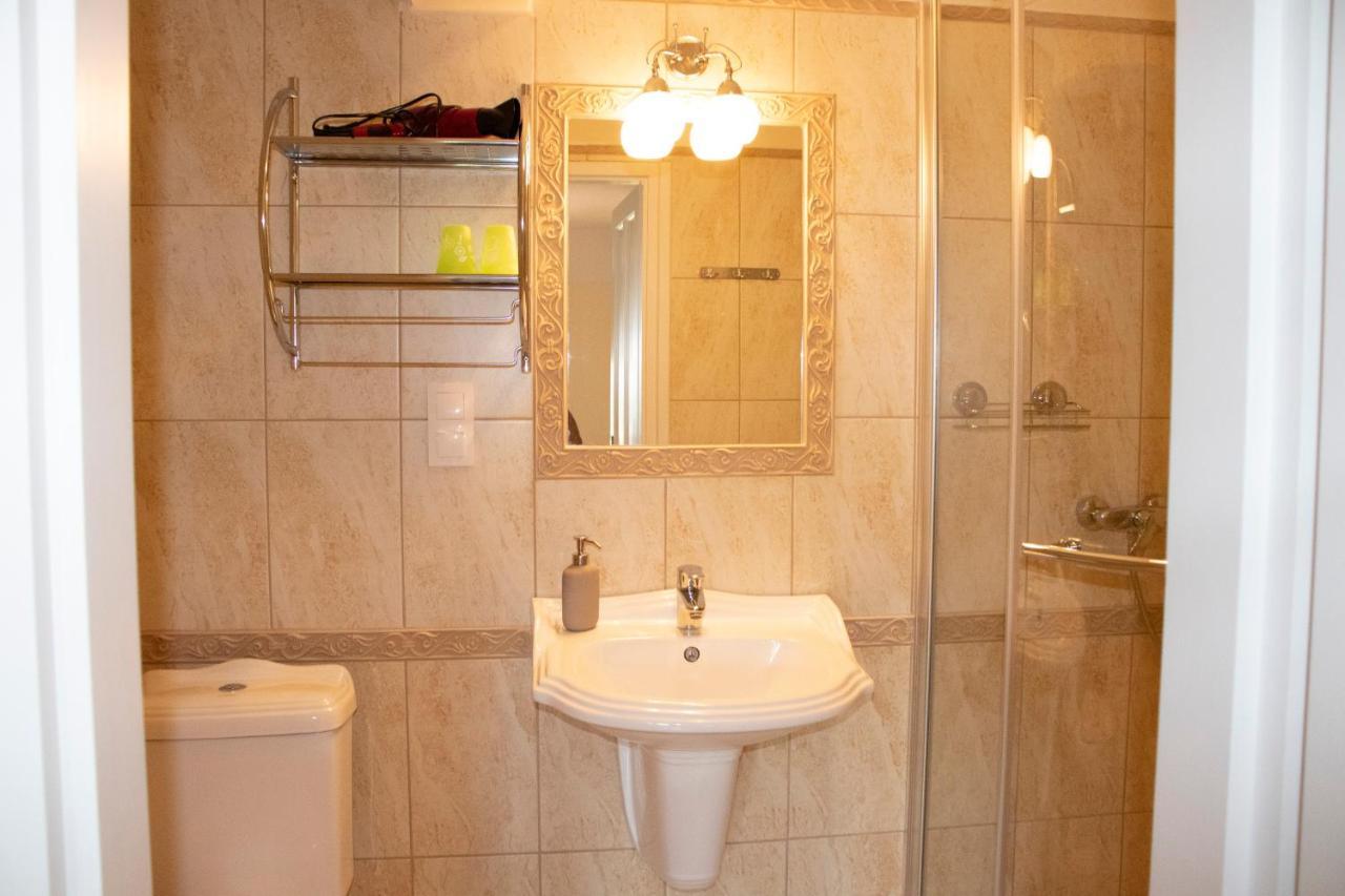 Gyoengyoem Apartman Balatonalmádi Exteriör bild